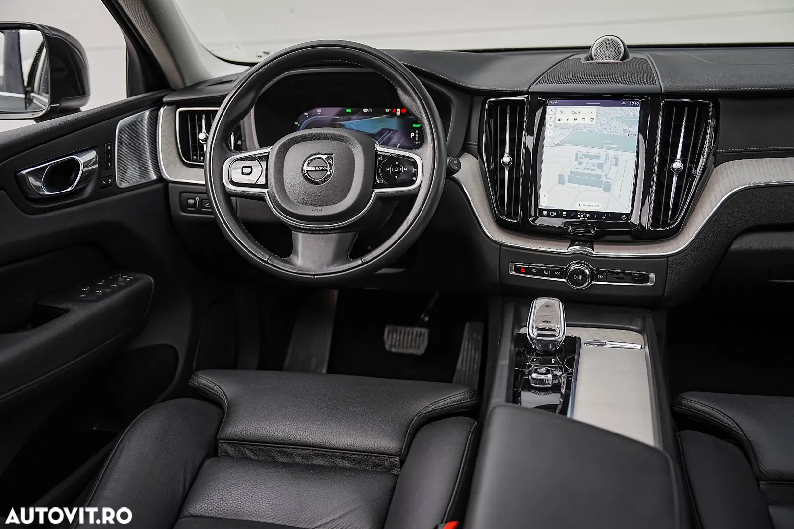 2021 Volvo XC 60 Recharge T6 Twin Engine eAWD Inscription Expression, photograph 10