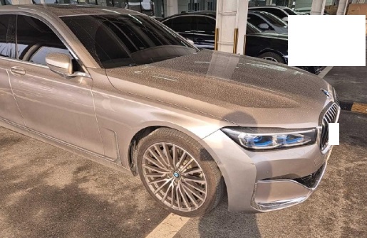 2021 BMW 740Li xDrive, photograph 4