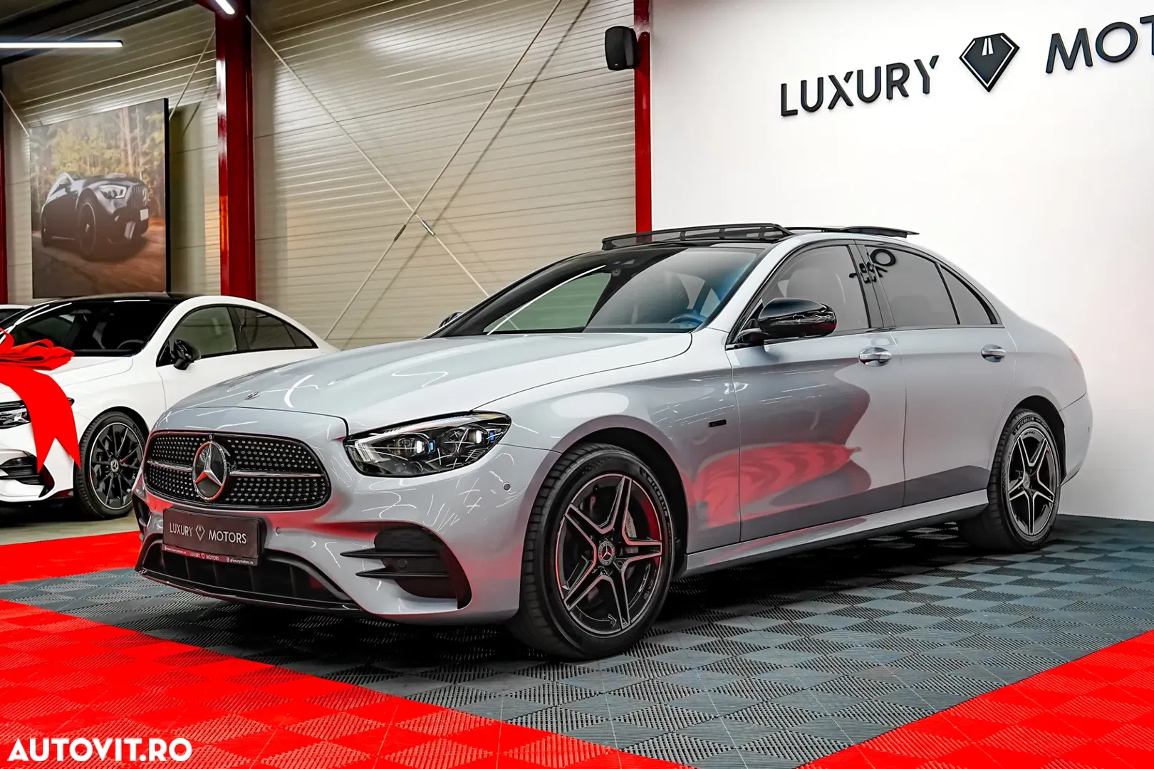 2021 Mercedes-Benz E, photograph 1