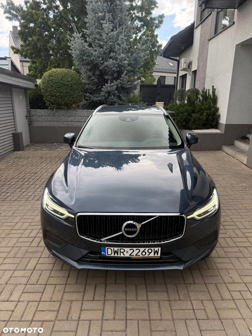 2020 Volvo XC 60 D3 Momentum Pro, photograph 10