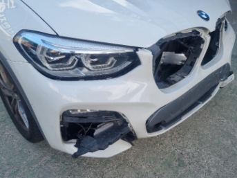 2021 BMW X4 xDrive20i, photograph 3
