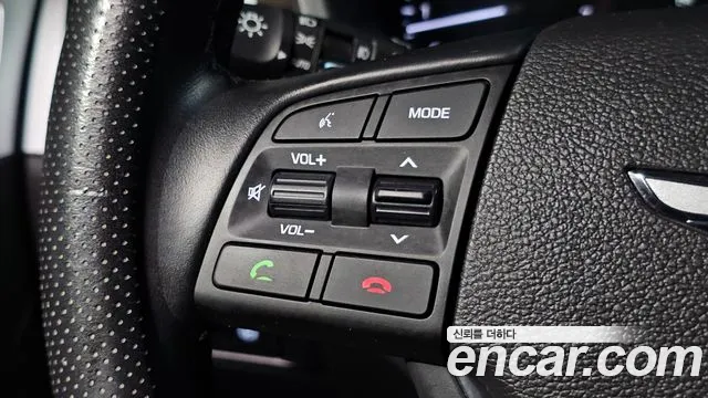 Genesis G80 3.3 GDI AWD — photo 1 of 36