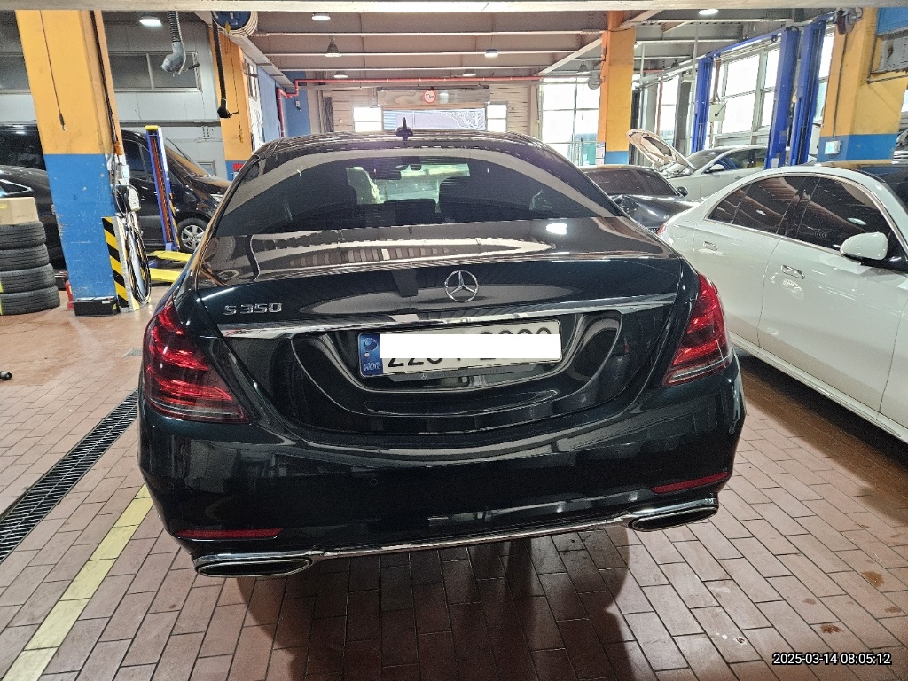 2023 Mercedes-Benz Benz S350 L, photograph 3