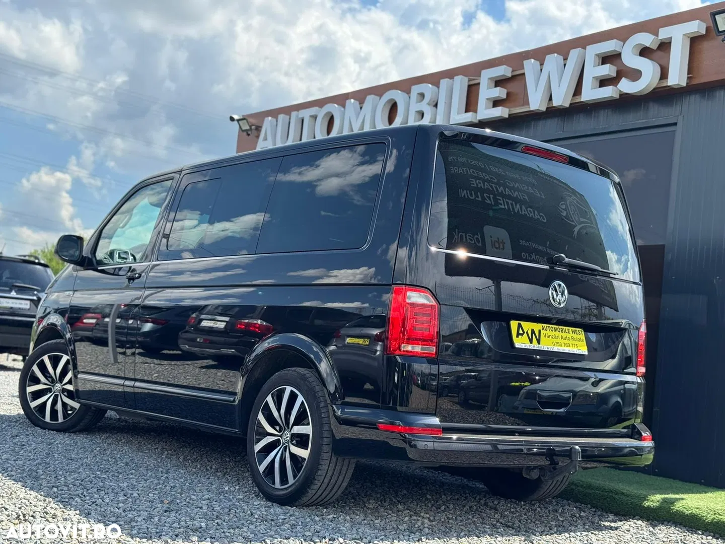 2019 Volkswagen Multivan, photograph 3