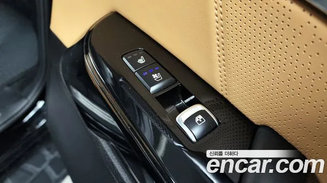 2020 Kia Mohave Diesel 3.0 4WD 6-Seater, photograph 2
