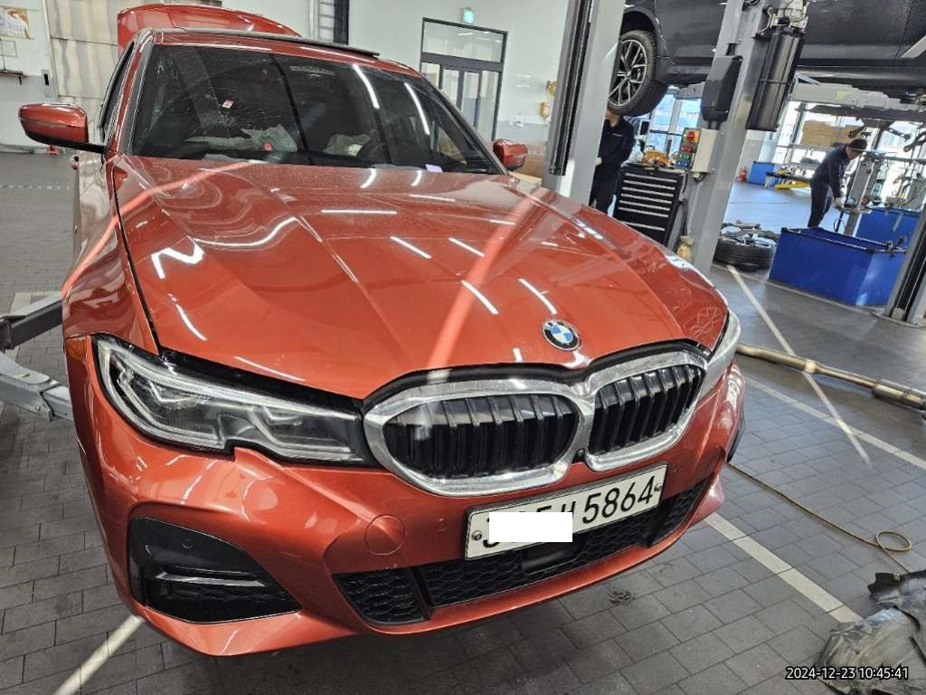2020 BMW 320d xDrive M Sport Package, photograph 1