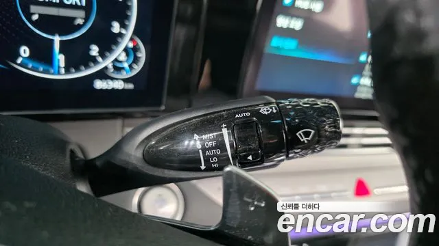 Hyundai Grandeur 2.5 — photo 1 of 33