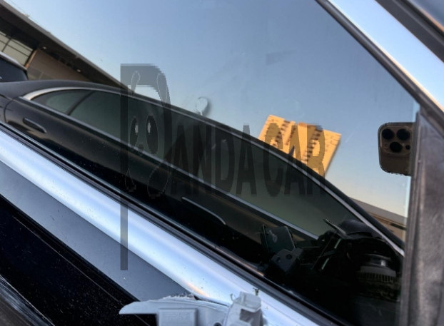 2022 Mercedes-Benz S450 4MATIC, photograph 2