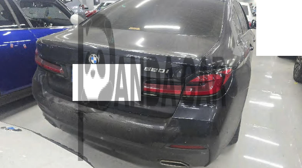 2022 BMW 520i, photograph 3