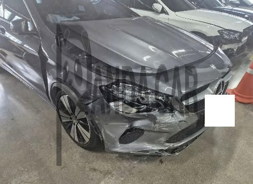 2017 Mercedes-Benz CLA250 4Matic, photograph 1