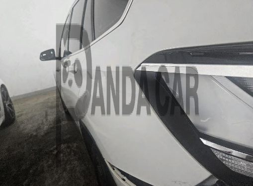 2020 BMW X1 xDrive20i Advantage, photograph 2
