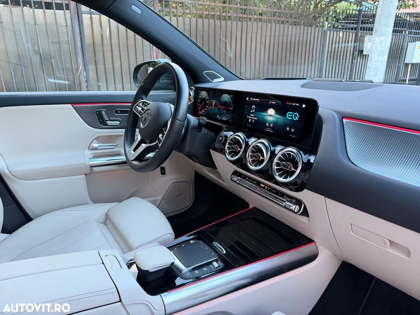 2021 Mercedes-Benz EQA 250, photograph 11