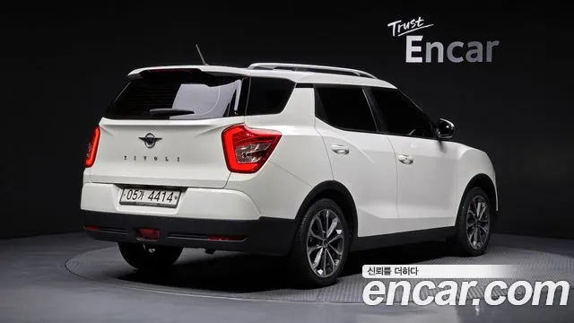 KG_Mobility_Ssangyong TIBOLI Diesel IX 2WD — photo 1 of 20