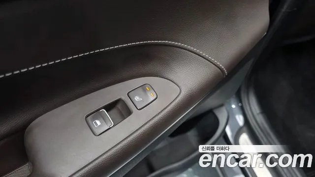2018 Hyundai Grandeur Exclusive, photograph 3