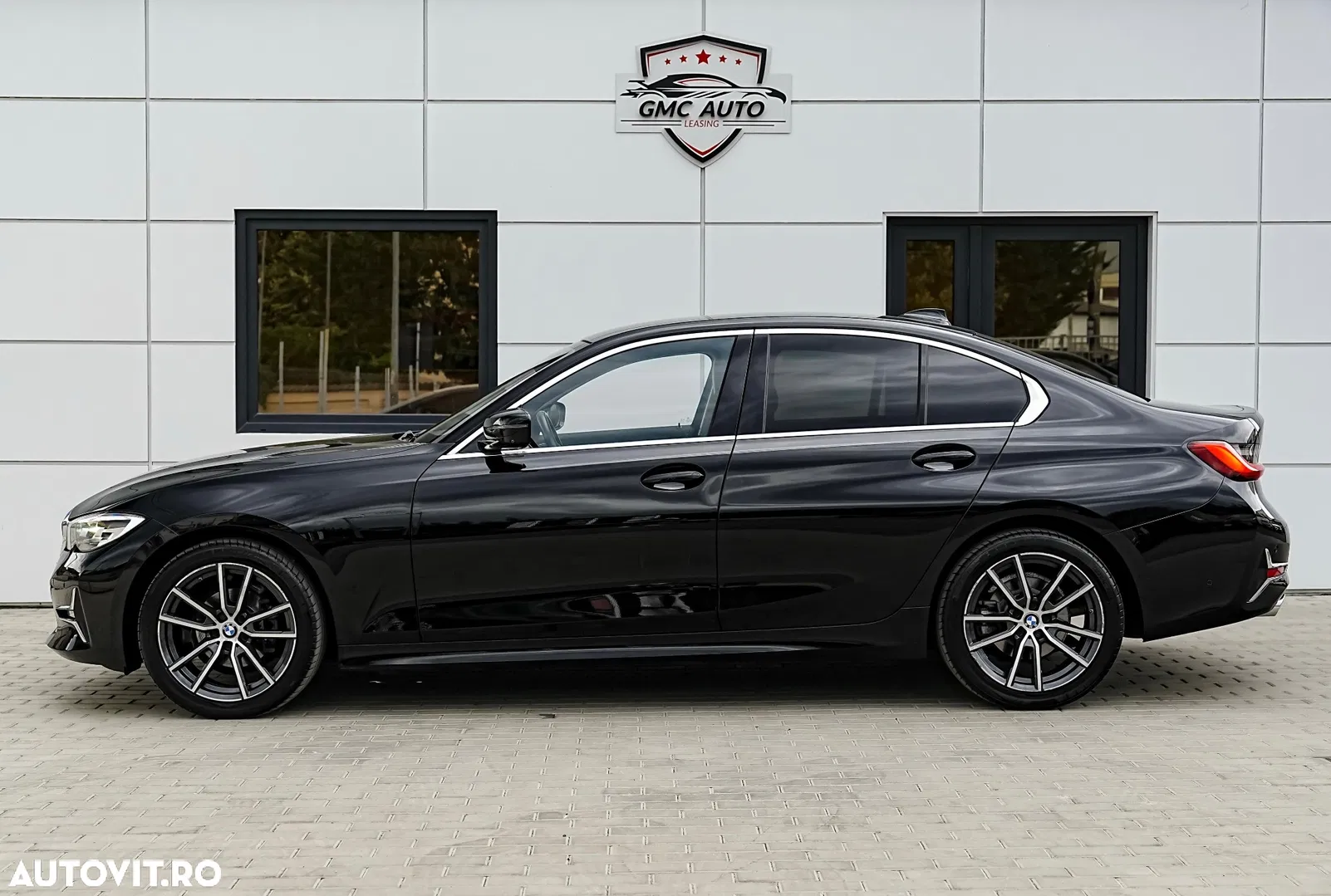 2021 BMW Seria 3, photograph 10