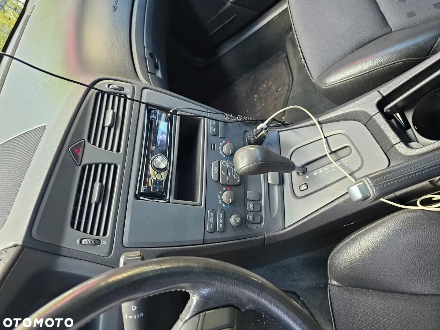 2003 Volvo S60 2.4 Momentum, photograph 7