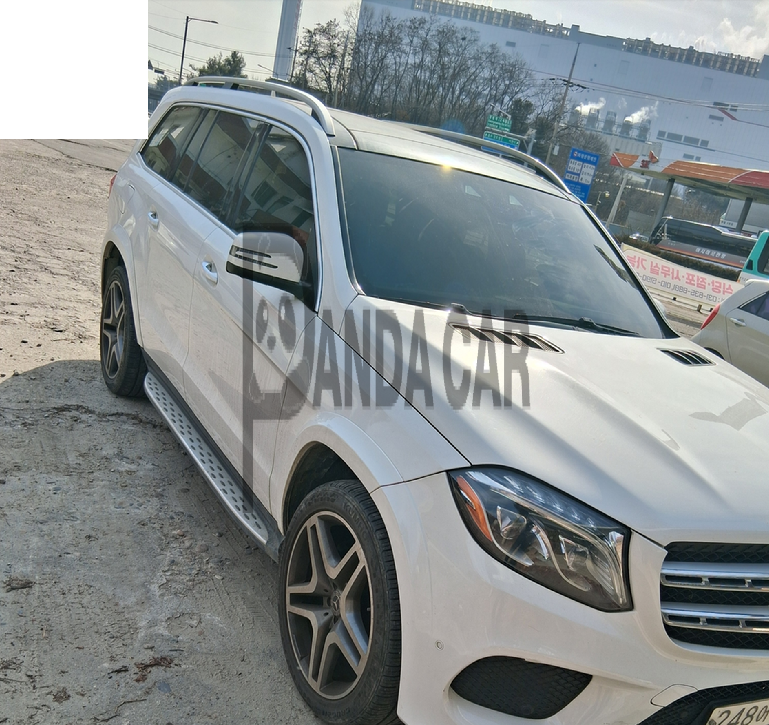 2017 Mercedes-Benz GLS350 d 4Matic, photograph 3