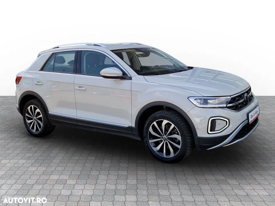 2022 Volkswagen T-Roc 2.0 TSI 4Mot DSG Style, photograph 5