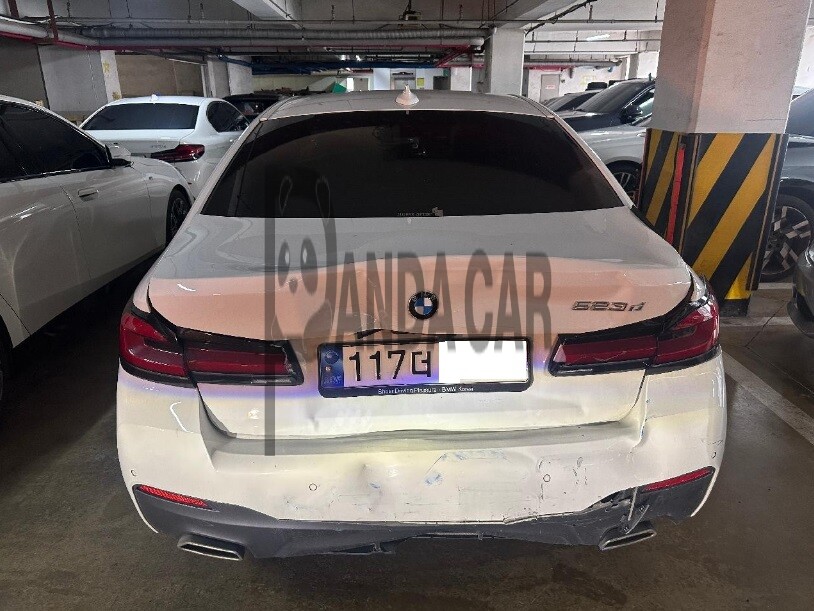 2023 BMW 523d, photograph 2