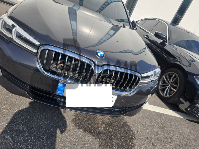 2023 BMW 520i, photograph 1
