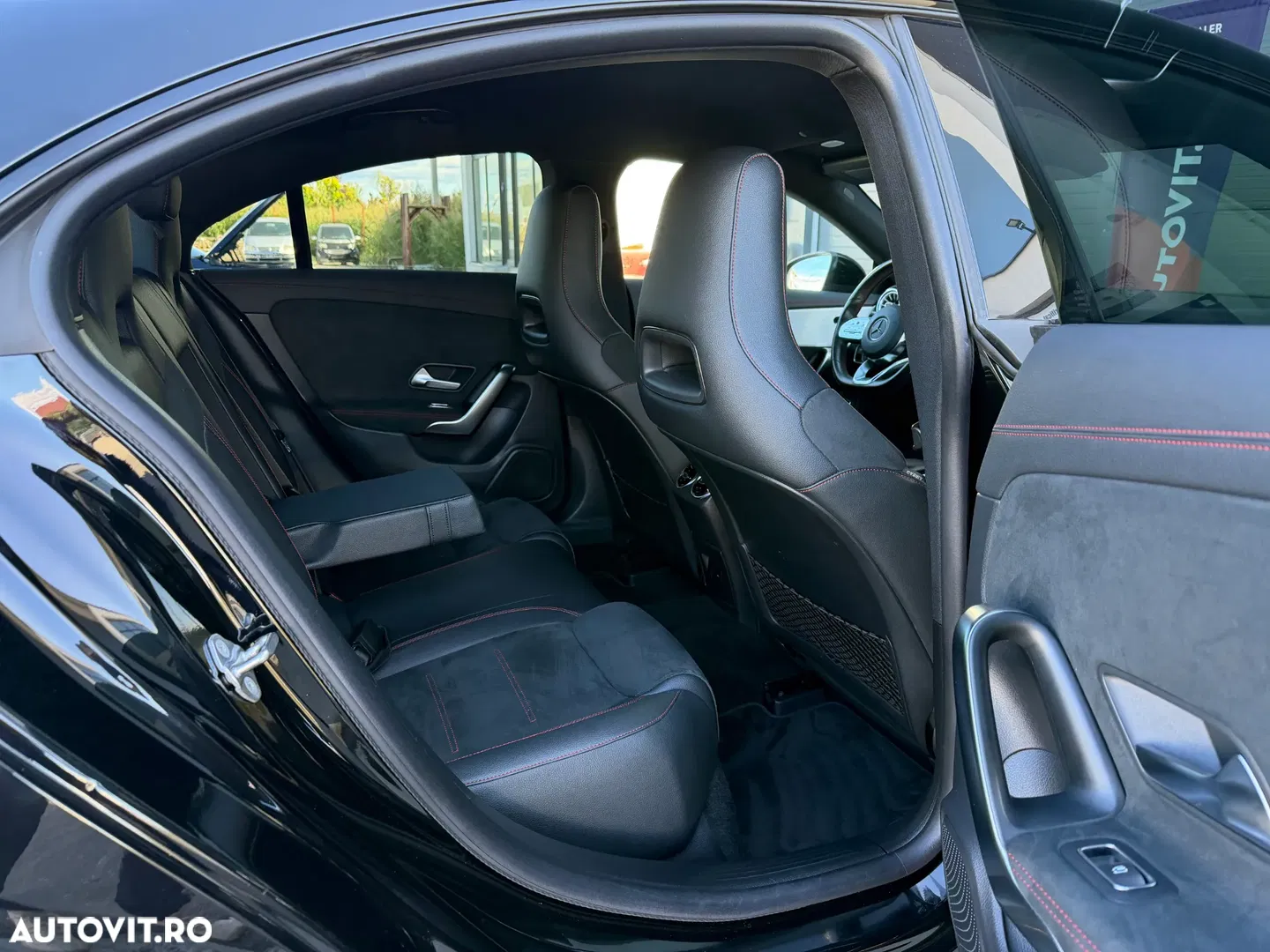 2022 Mercedes-Benz CLA 200, photograph 12