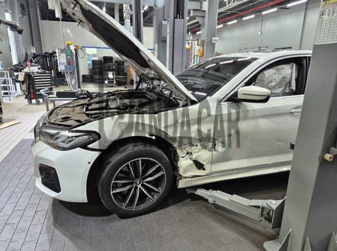 2021 BMW 523d, photograph 2