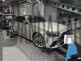 2022 Mercedes-Benz E350 4MATIC, photograph 4