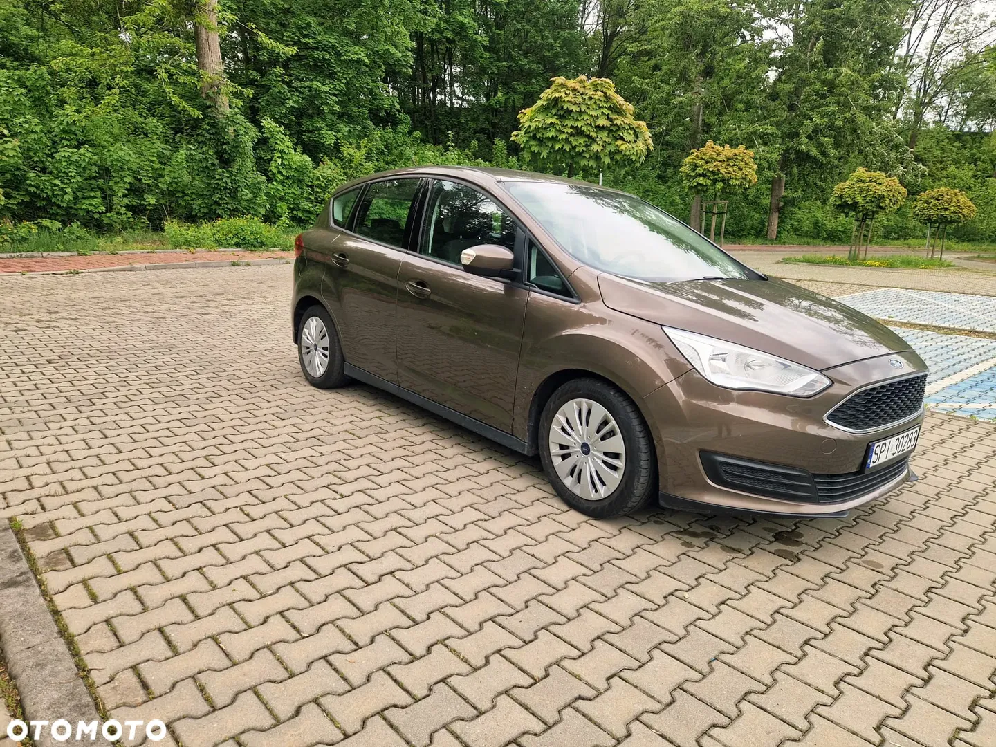 2017 Ford C-MAX, photograph 3