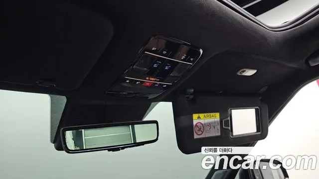 Hyundai Santafe Gasoline 2.5T 2WD — photo 1 of 32