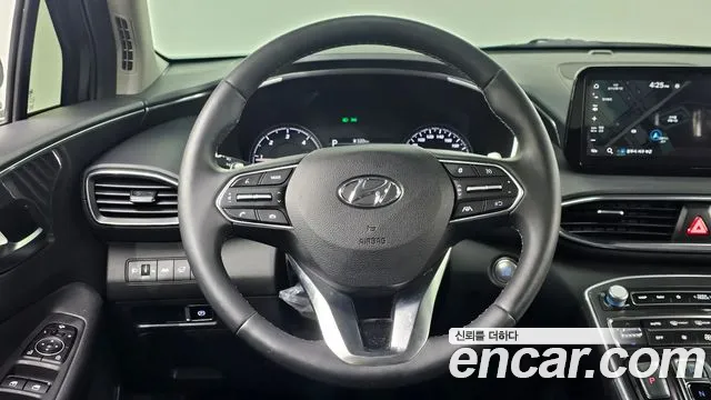 2023 Hyundai Santafe Diesel 2.2 4WD, photograph 3
