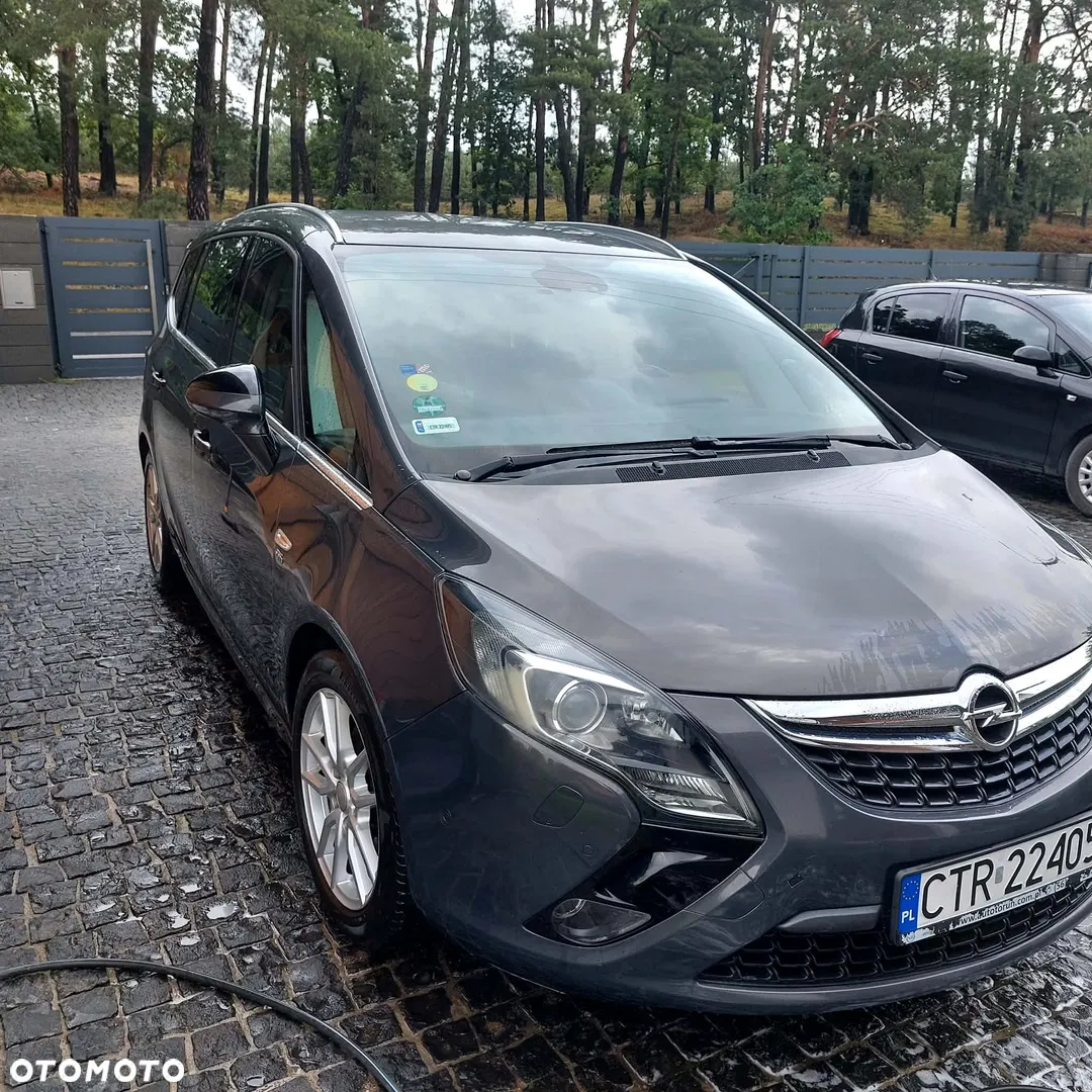 2016 Opel Zafira 2.0 CDTI Cosmo S&S, photograph 12