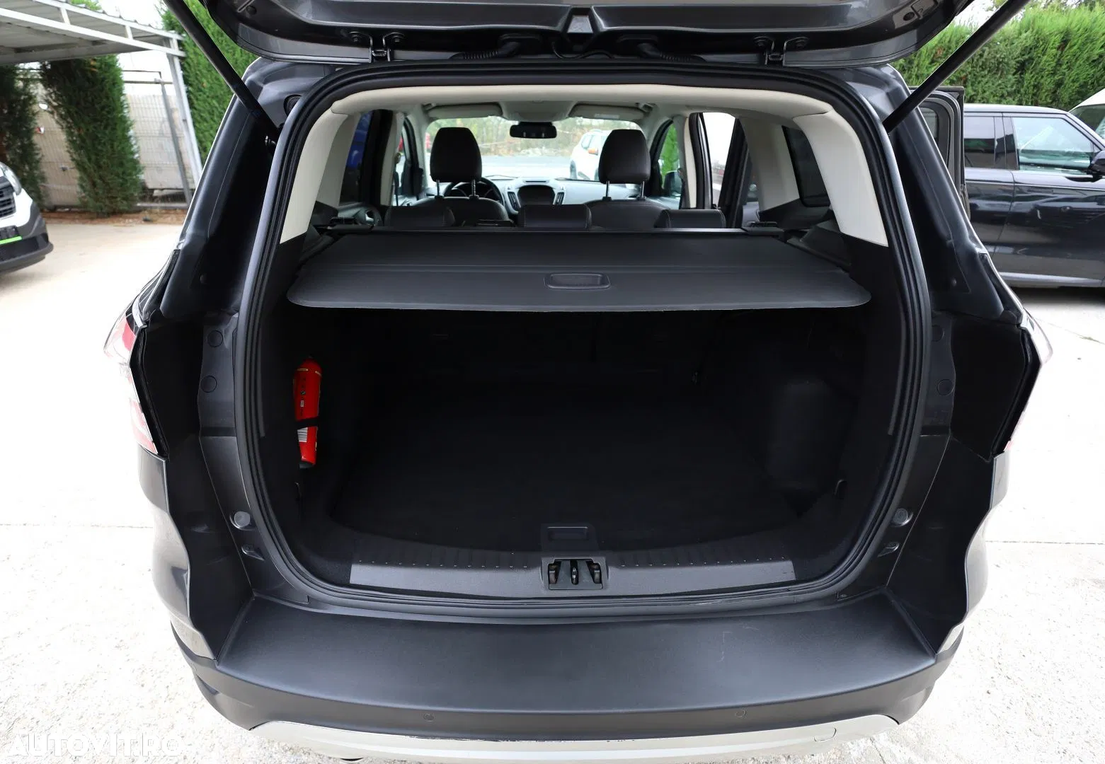 2018 Ford Kuga 2.0 TDCi 4WD Powershift Trend, photograph 12
