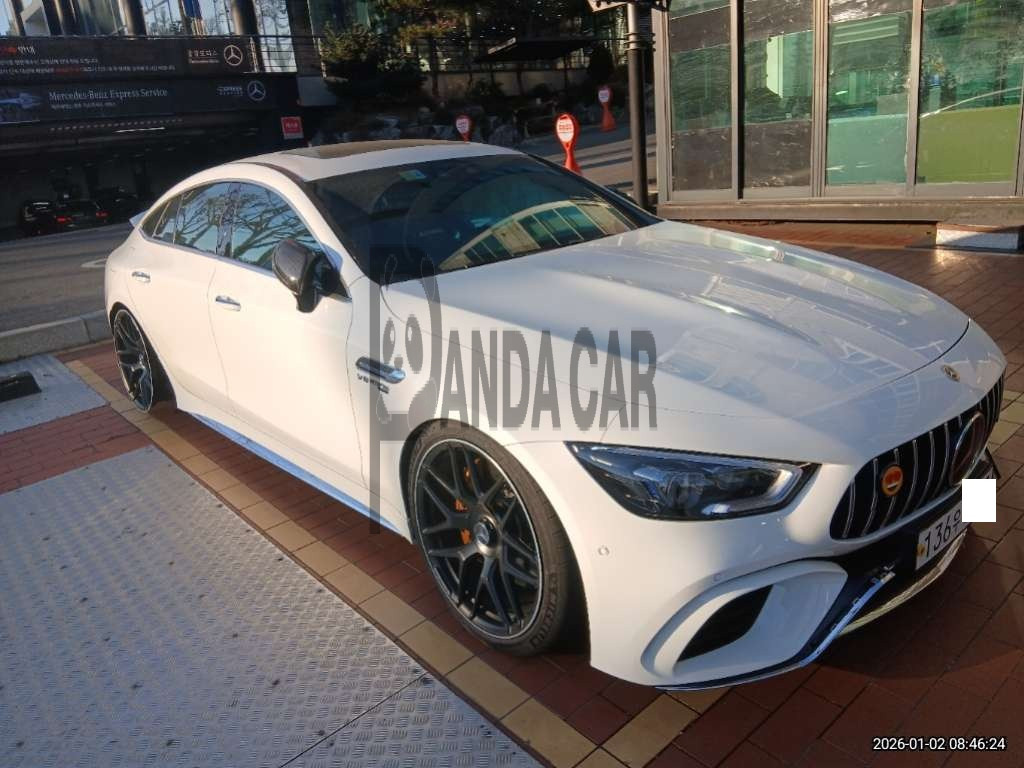 2020 Mercedes-AMG GT63 S 4Matic, photograph 2