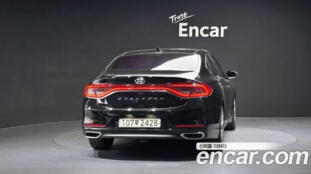 Hyundai Grandeur 3.0 Exclusive — photo 1 of 20