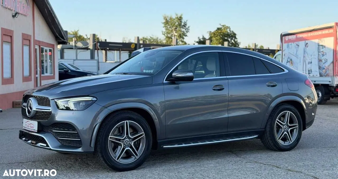 2022 Mercedes-Benz GLE Coupe, photograph 3