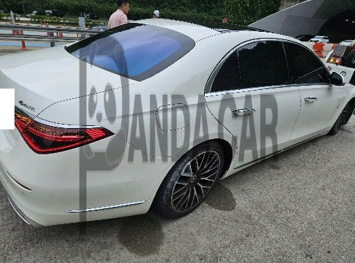 2023 Mercedes-Benz S580 4MATIC, photograph 4