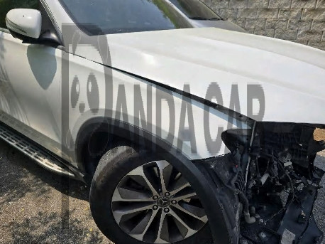 2023 Mercedes-Benz GLE300 d 4MATIC, photograph 3