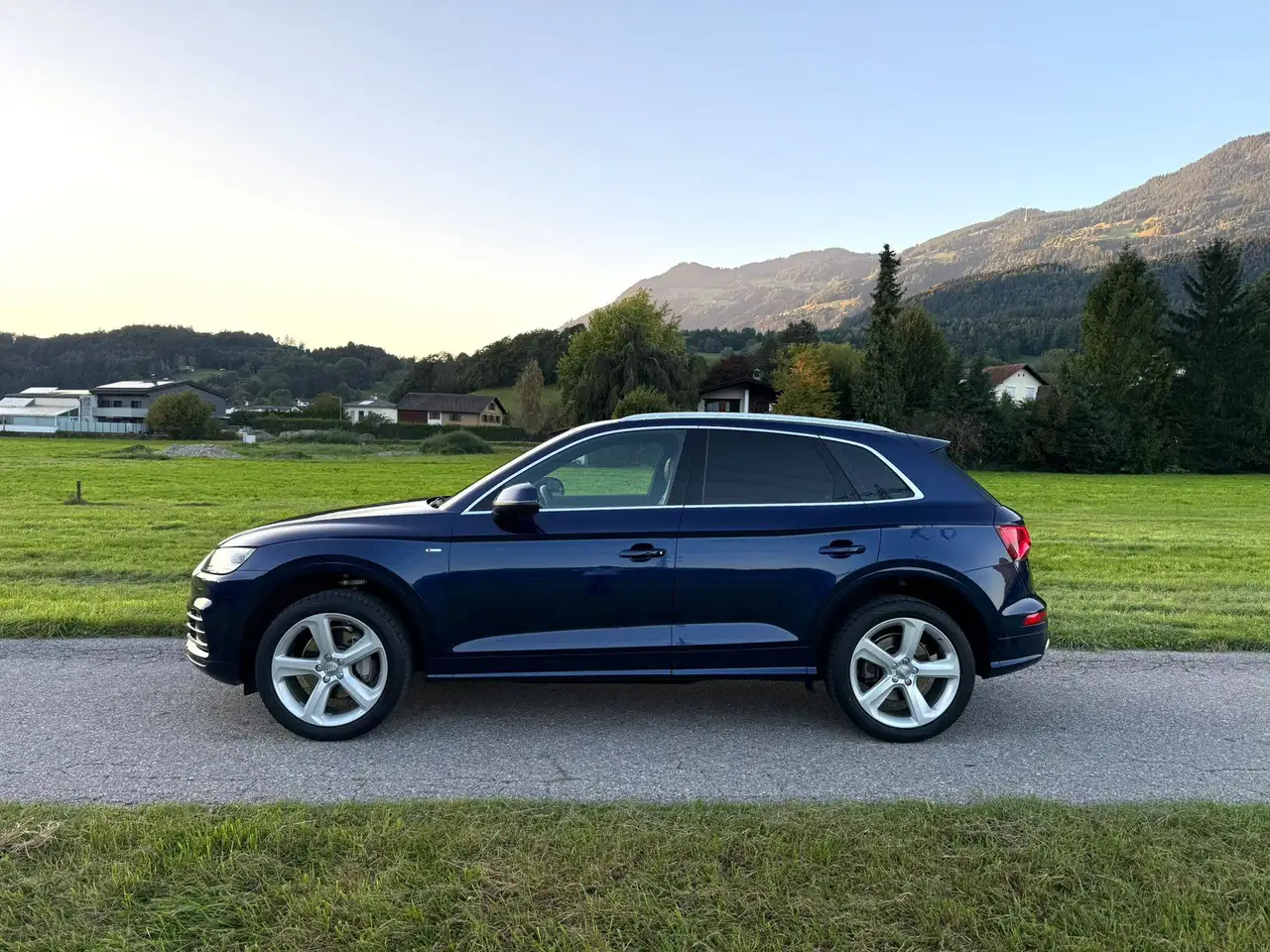 2017 Audi Q5 2.0 TDI DSG Quattro 3x S-Line Plus AHK LED 3 Zonen, photograph 3