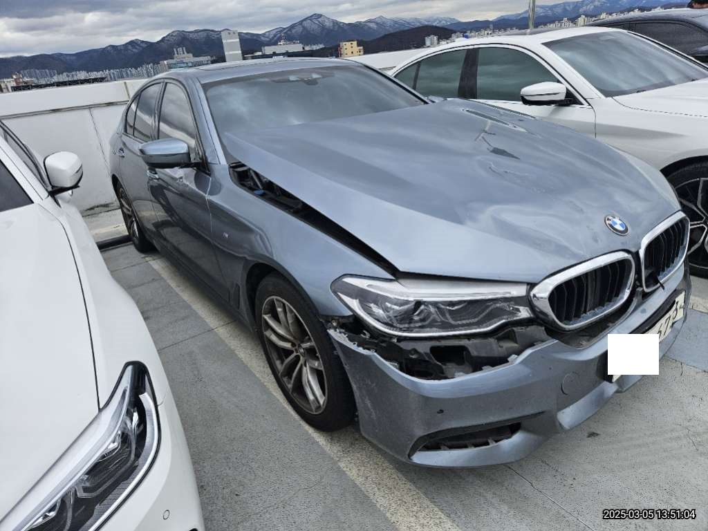 2017 BMW 530i, photograph 3