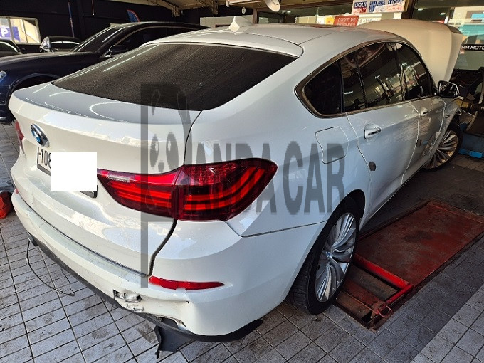 2017 BMW Gran Turismo EfficientDynamics Edition, photograph 3