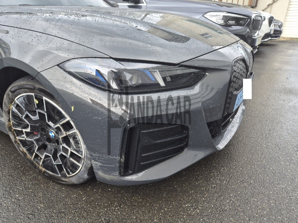 2025 BMW i4 eDrive40, photograph 4