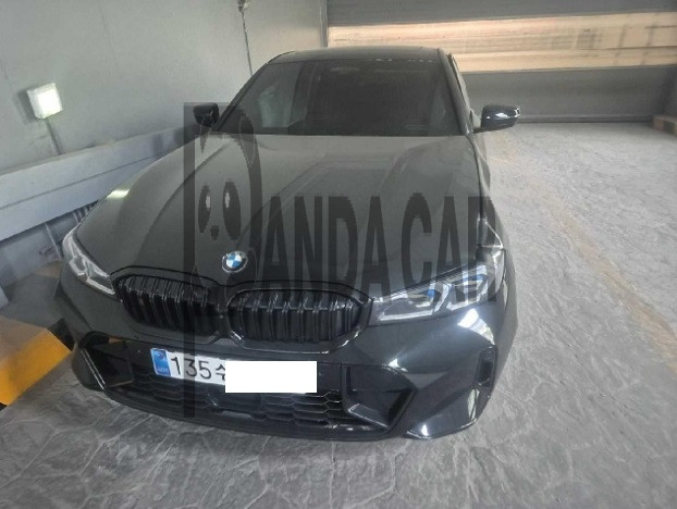 2026 BMW 320i, photograph 1