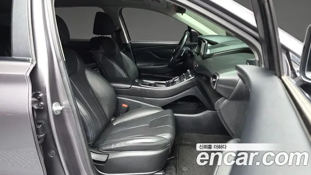 2022 Hyundai Santafe Diesel 2.2 4WD, photograph 8