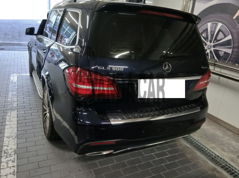 2017 Mercedes-Benz GLS500 4Matic, photograph 1
