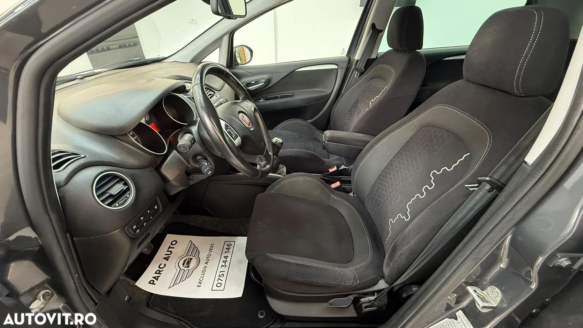 2016 Fiat Punto, photograph 11