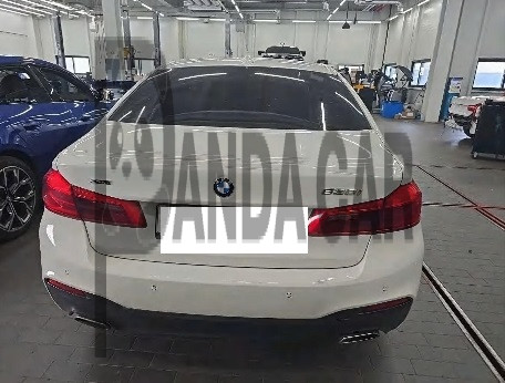 2018 BMW 530i xDrive, photograph 1