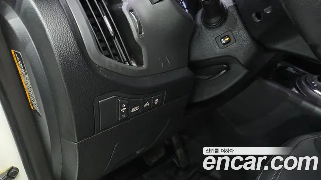 Kia Sportage Diesel 2WD TLX — photo 1 of 30