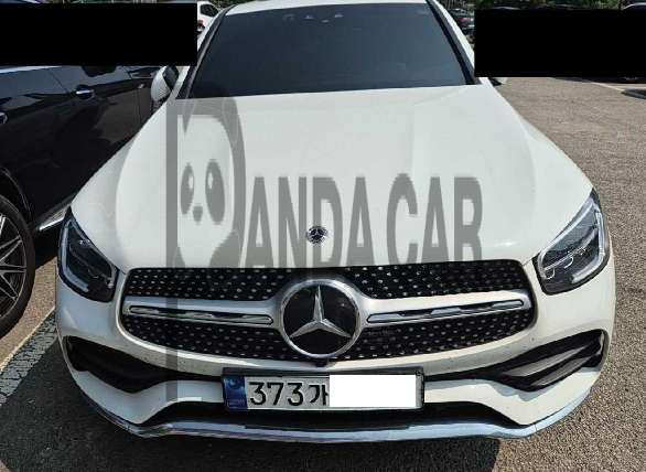 2023 Mercedes-Benz GLC300 e 4MATIC Coupe, photograph 4