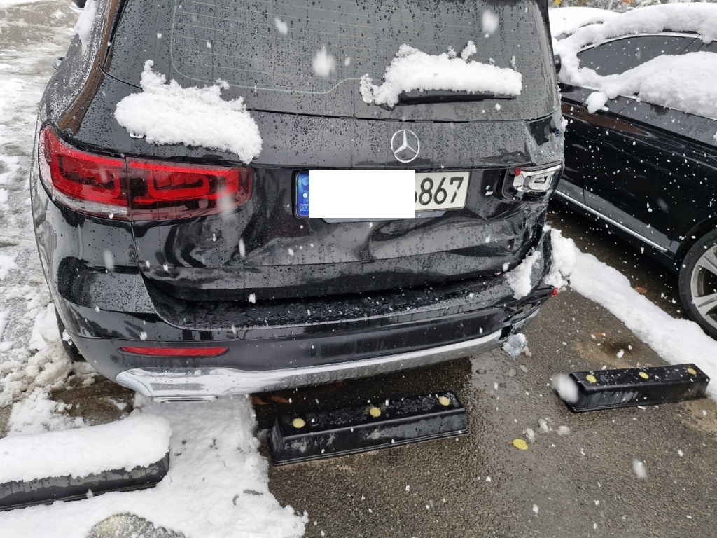 2023 Mercedes-Benz GLB200 d, photograph 5