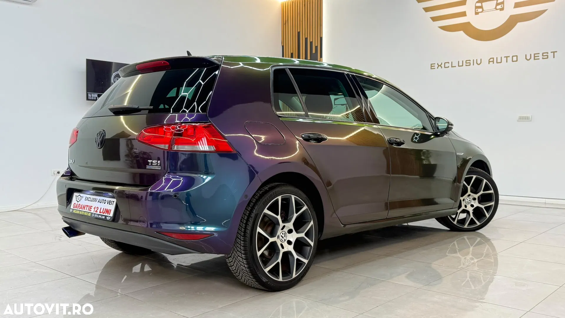 2014 Volkswagen Golf, photograph 3